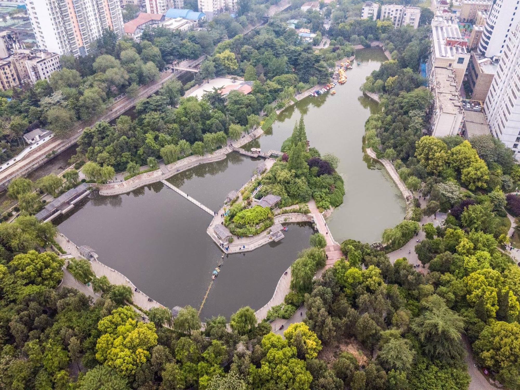 Holiday Inn Zhengzhou Zhongzhou By Ihg Экстерьер фото